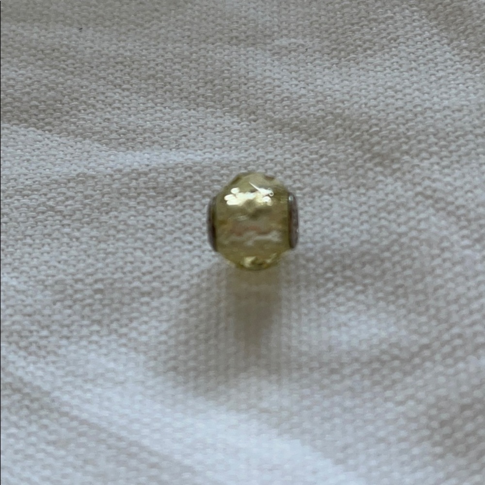 PANDORA Essence Optimism Charm